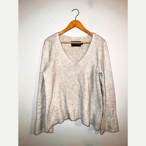Calvin Klein Sweater